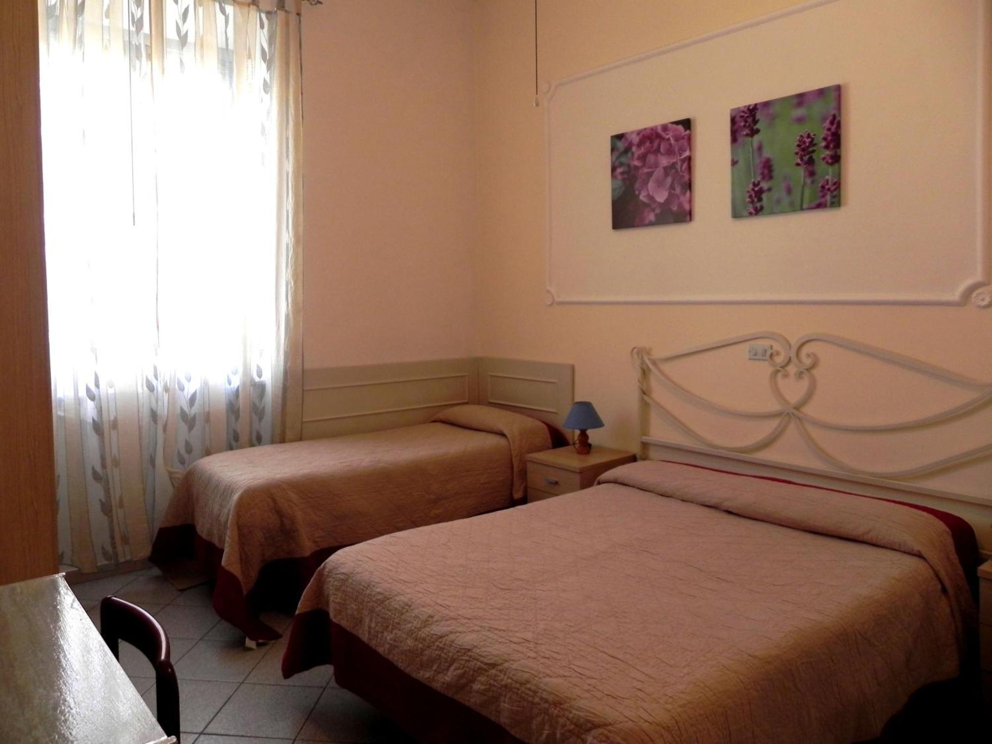 Hotel Ondina Viareggio Ngoại thất bức ảnh