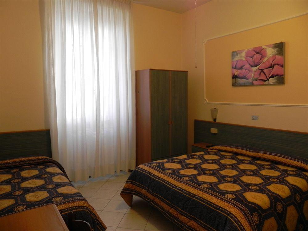 Hotel Ondina Viareggio Ngoại thất bức ảnh