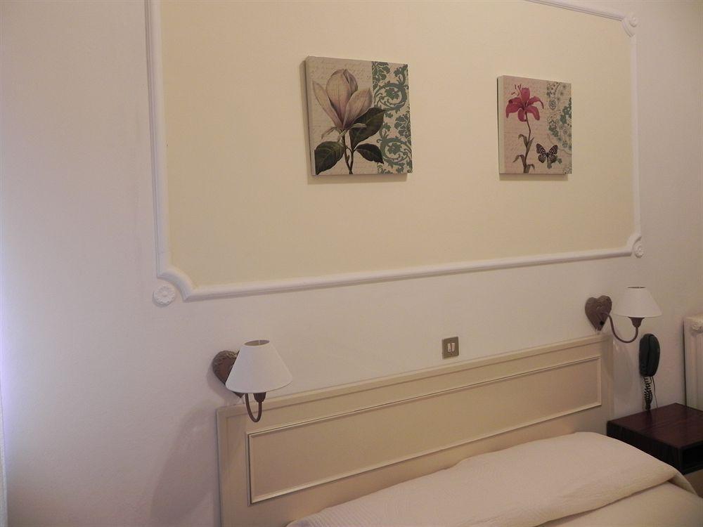 Hotel Ondina Viareggio Ngoại thất bức ảnh