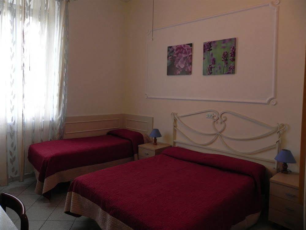 Hotel Ondina Viareggio Ngoại thất bức ảnh